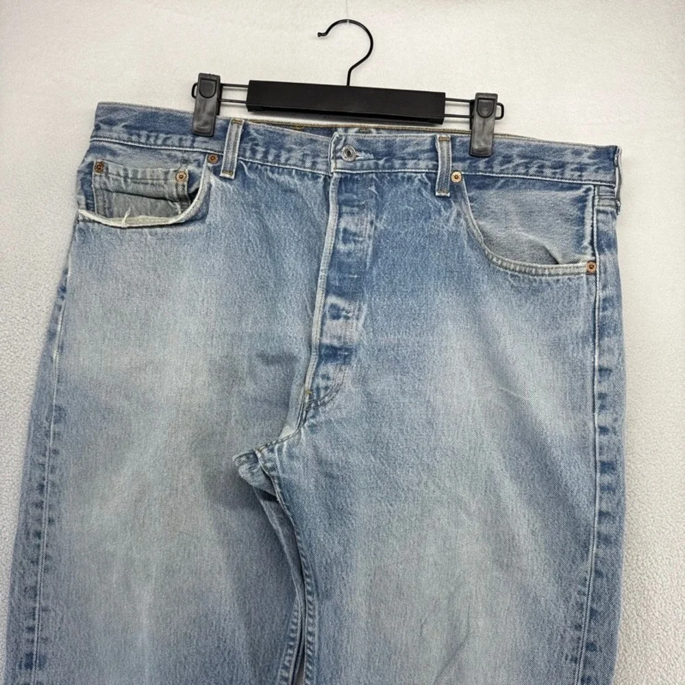 Vintage Levis Jeans men's 40x30 Fits 38x30 Blue Denim 501xx 501 XX Made IN USA